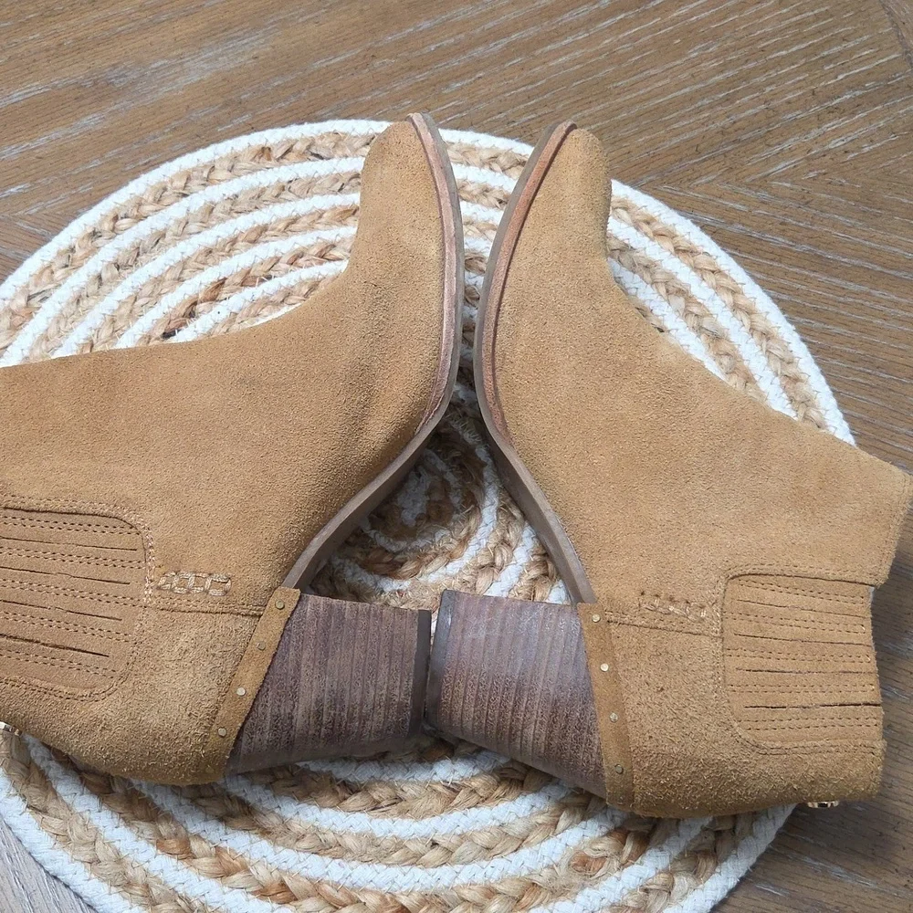 Steve Madden Tinker Leather Chunky Hell Boot In Camel, Size 9